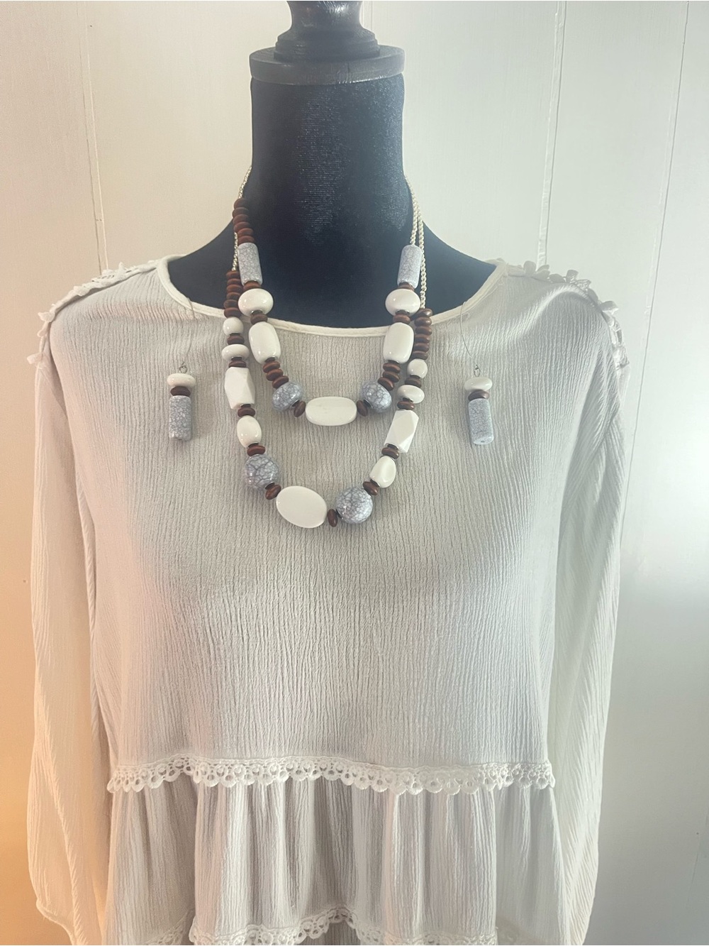 Vintage 2-strand necklace set white & gray plastic beads & small brown beads.